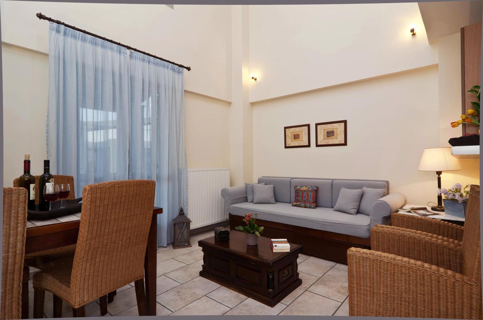 Harmony Hotel Apartments 셀리아니티카 외부 사진