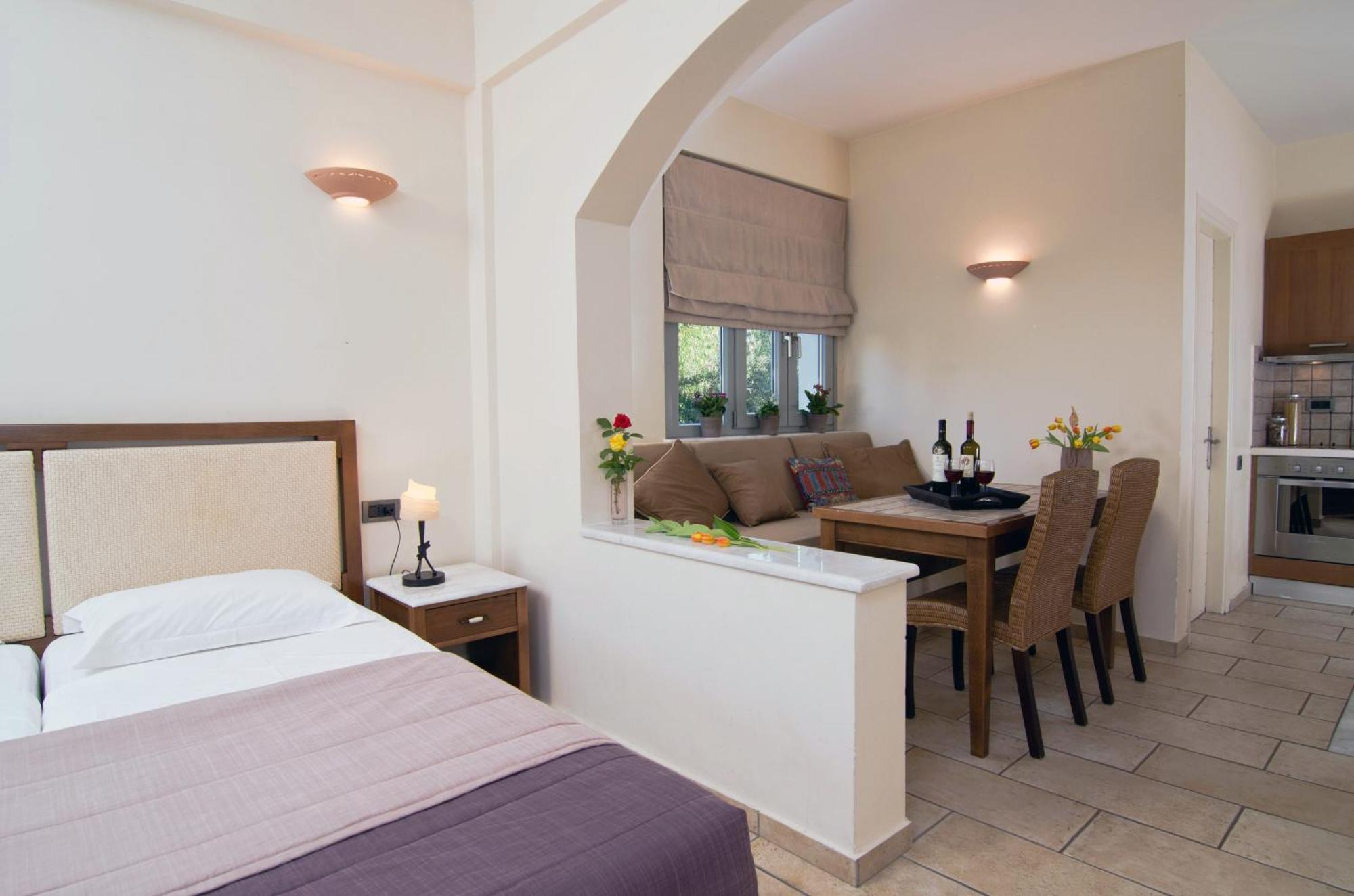 Harmony Hotel Apartments 셀리아니티카 외부 사진
